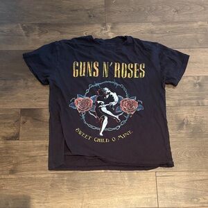 Guns N' Roses Black Graphic Women's Tee